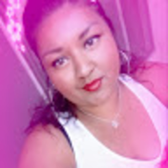 Meet your Posher, Jackeline - Picture 1 of 1